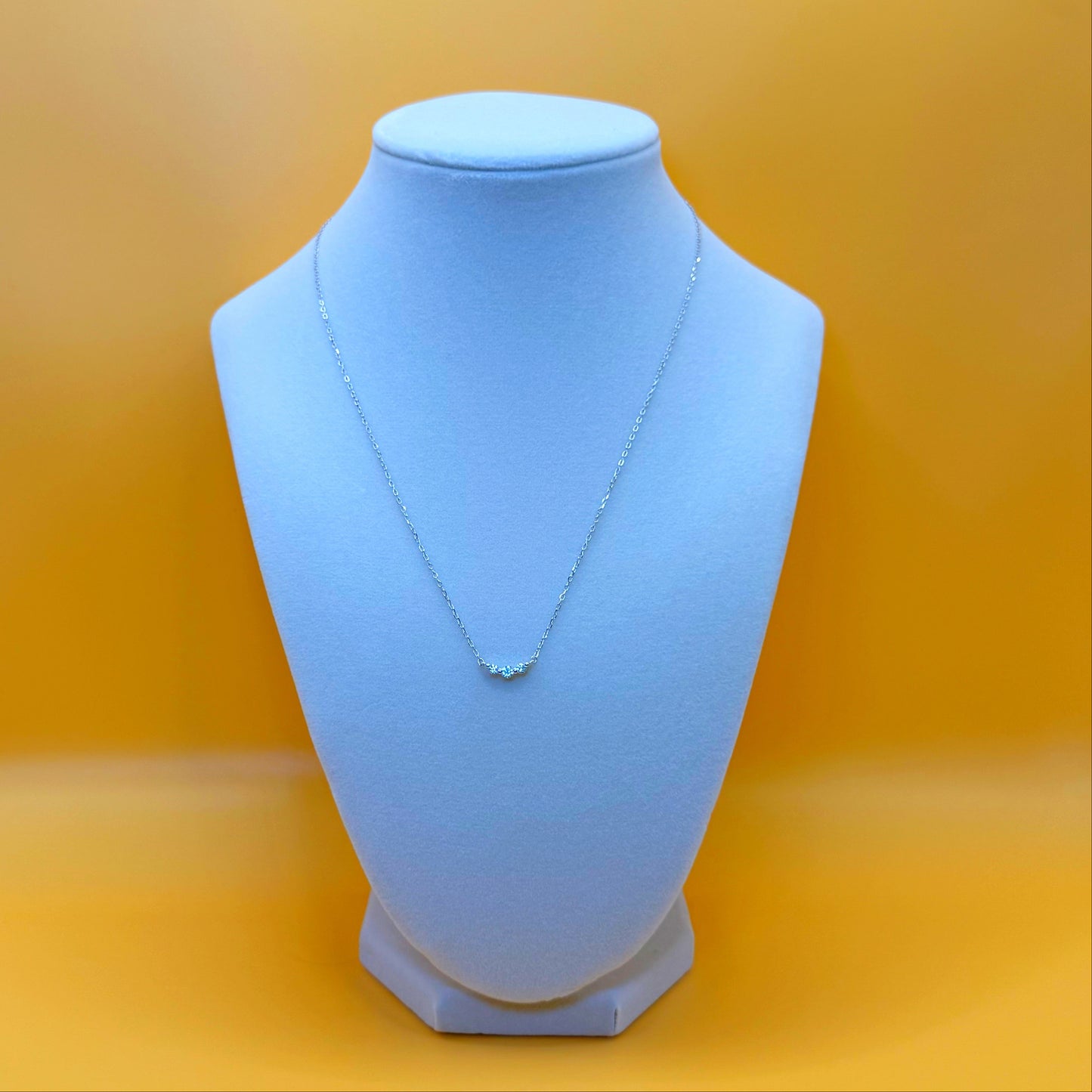 TRINITY NECKLACE