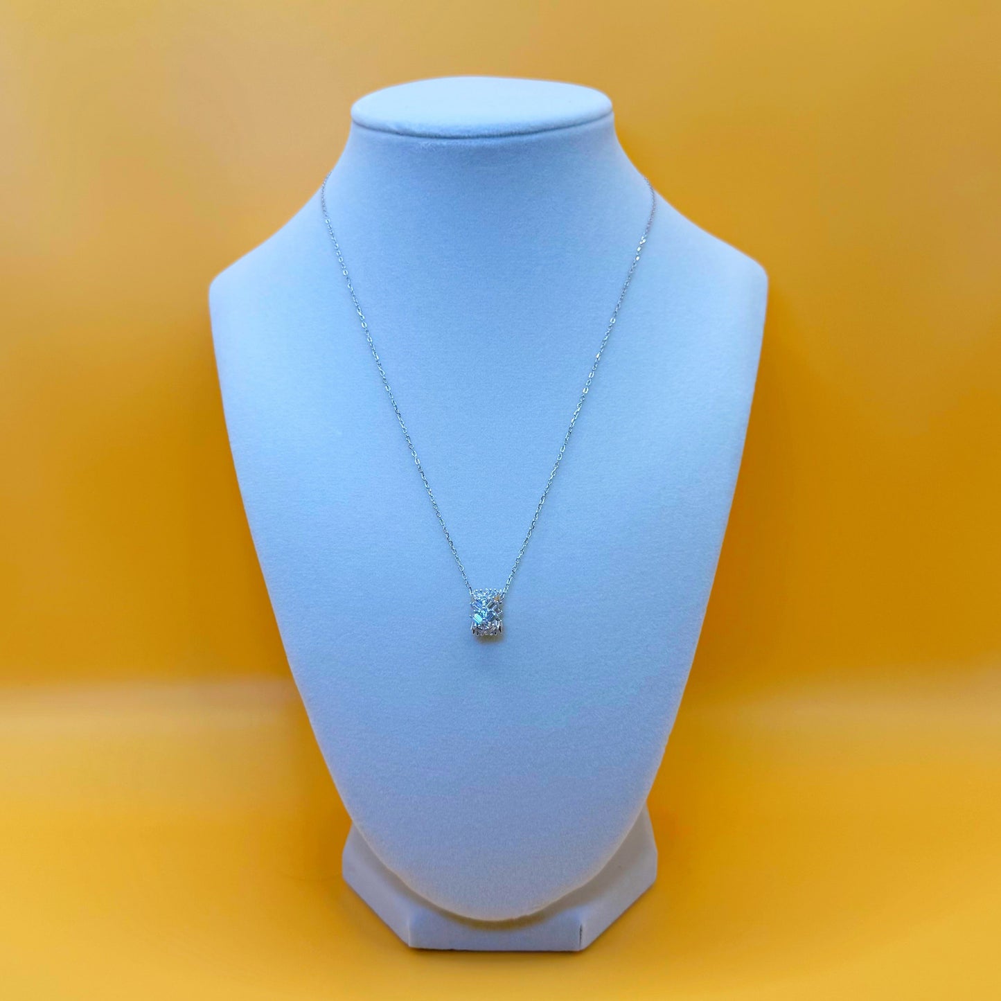 STELLAR NECKLACE