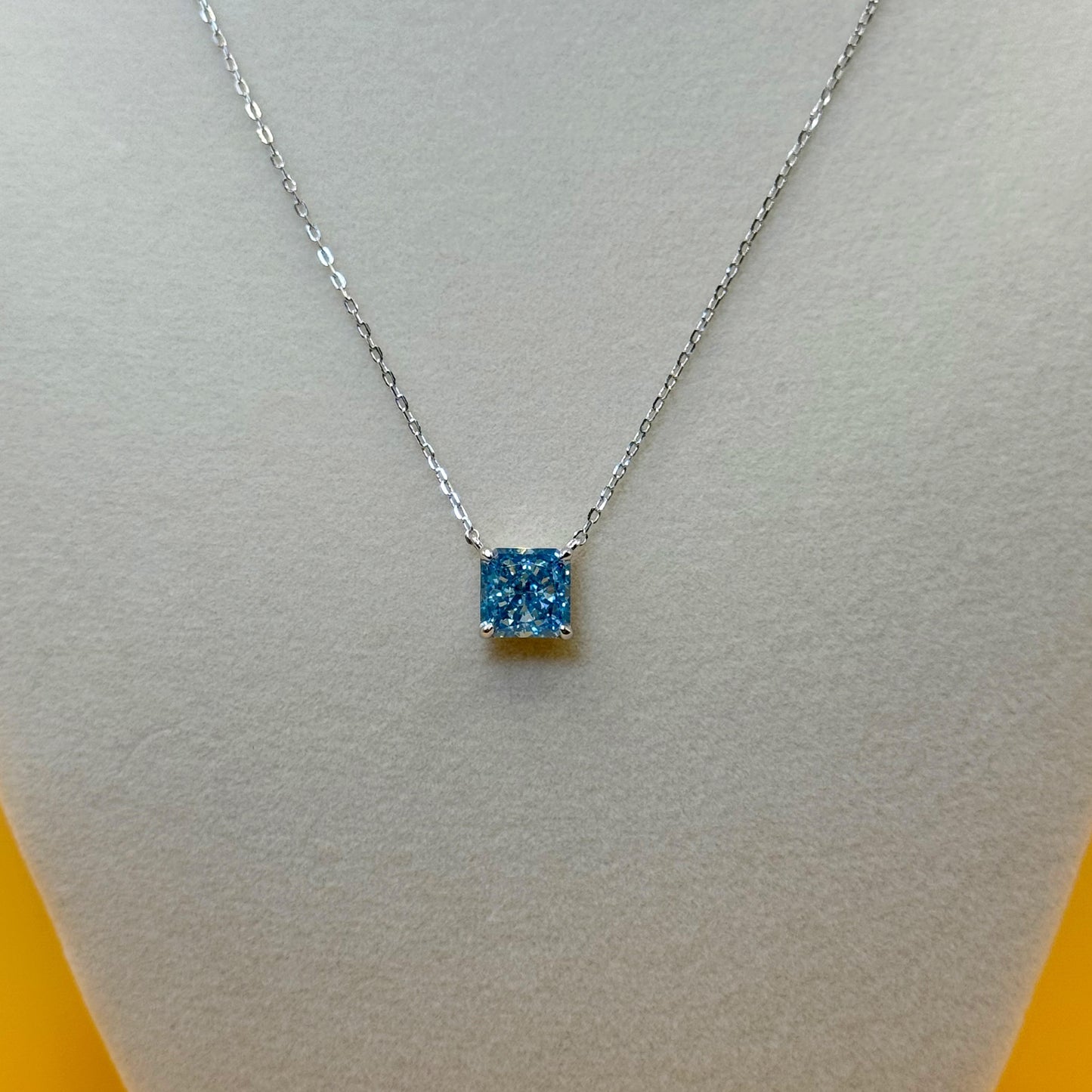 ETERNITY NECKLACE